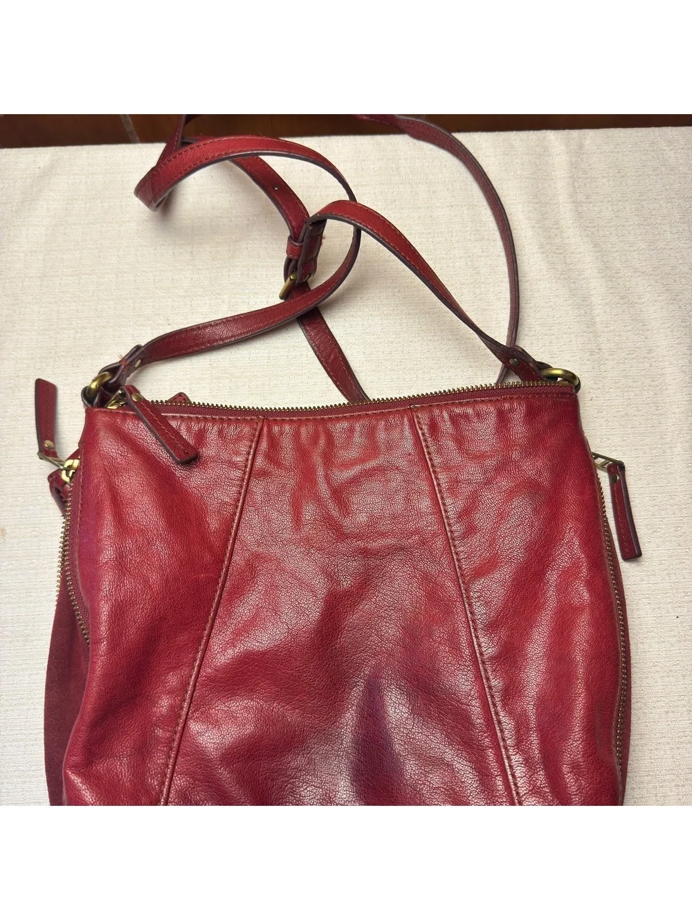 Fossil Red Leather Crossbody Vintage Distressed Patina Convertible Suede Bottom